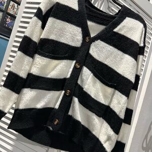 SHEIN Black and White Striped Cardigan